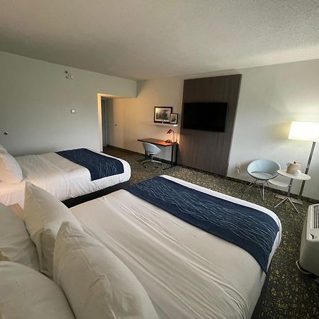 Saint Louis Airport Hotel Woodson Terrace Exteriör bild
