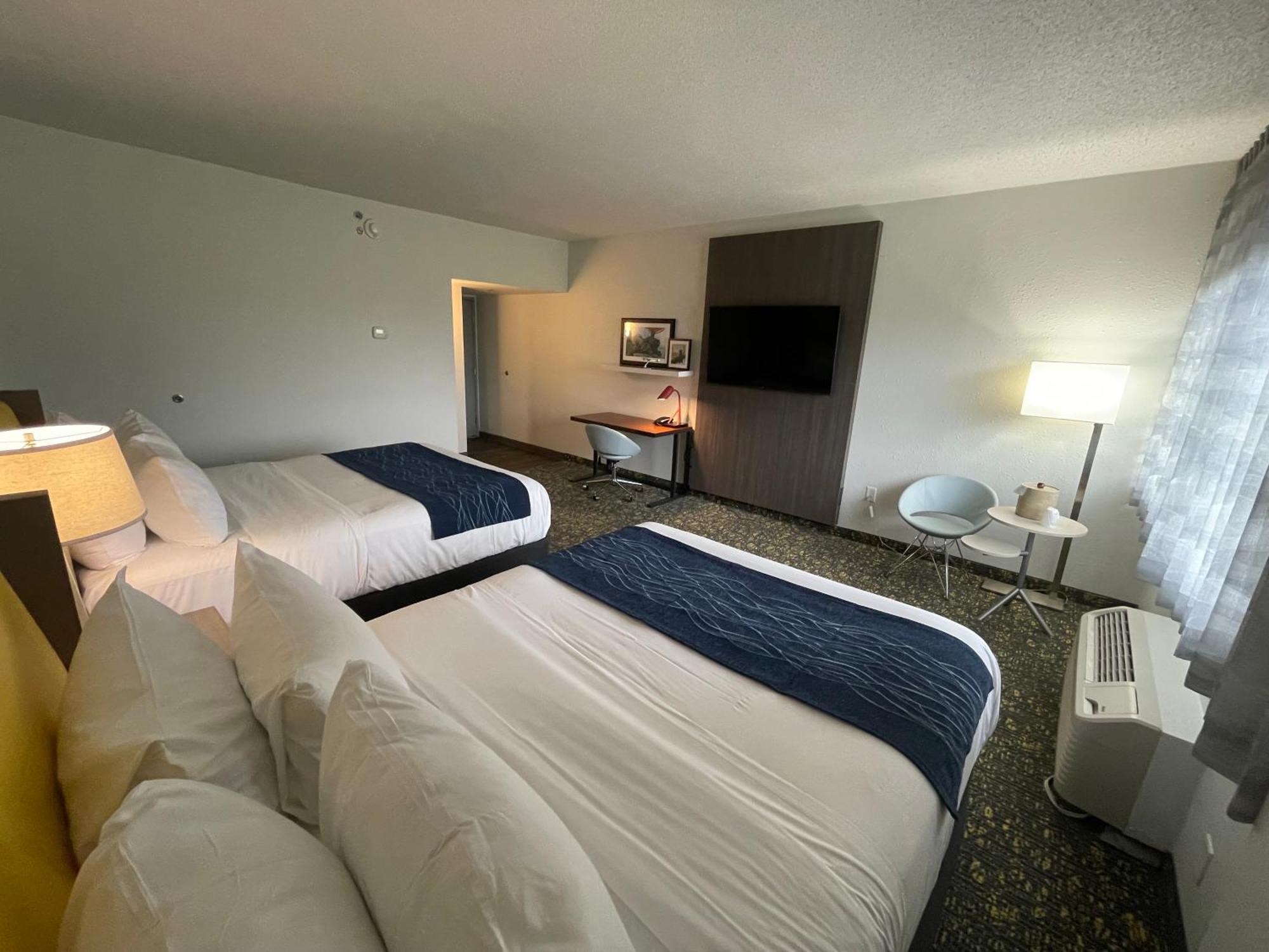 Saint Louis Airport Hotel Woodson Terrace Exteriör bild