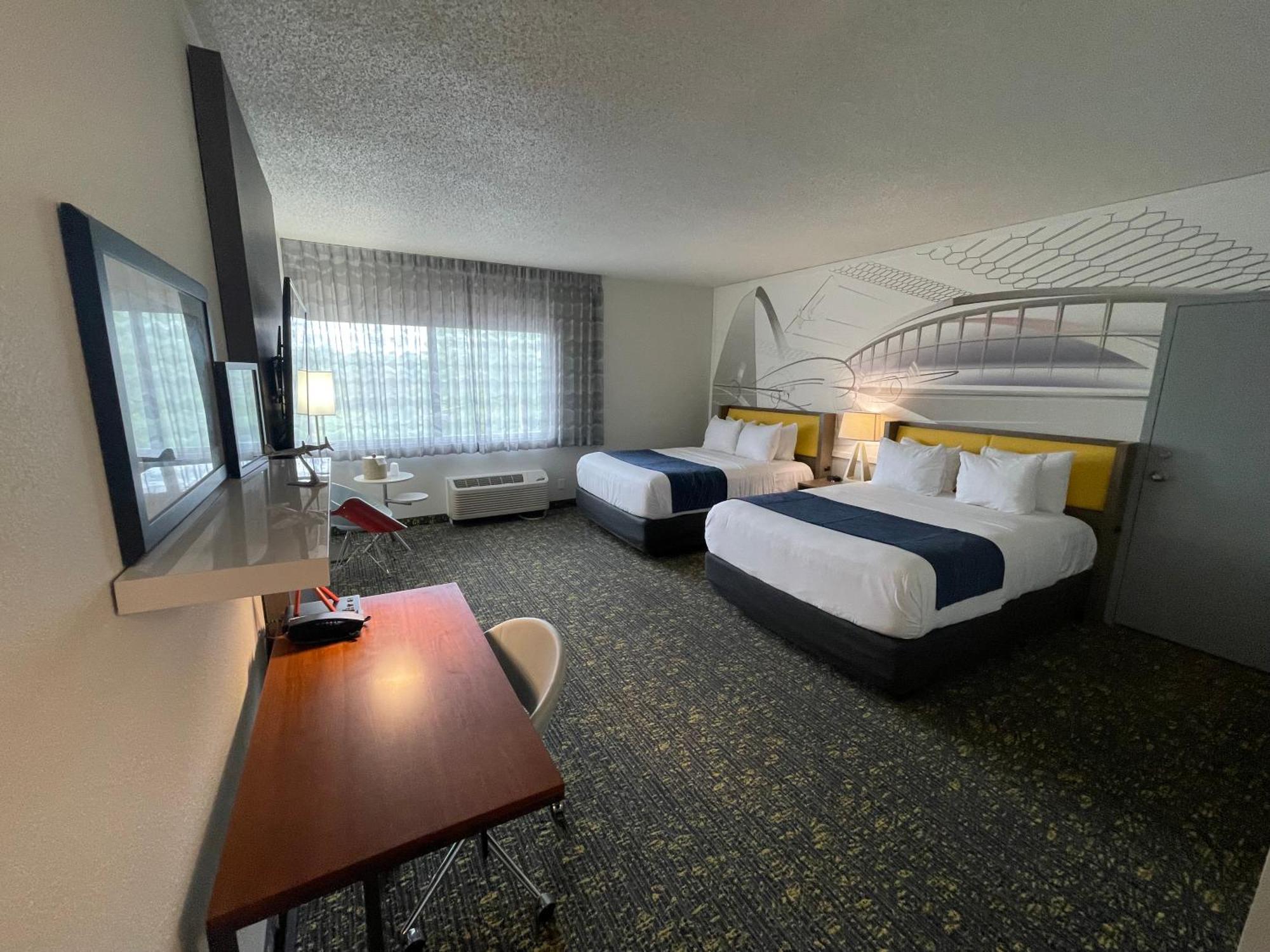 Saint Louis Airport Hotel Woodson Terrace Exteriör bild