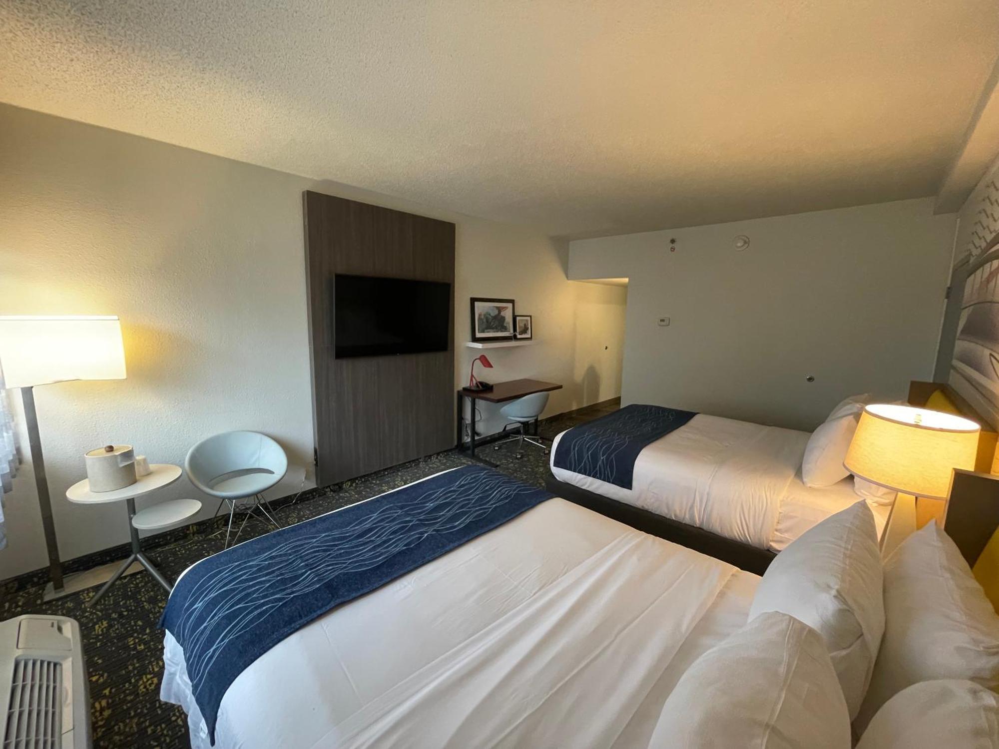 Saint Louis Airport Hotel Woodson Terrace Exteriör bild