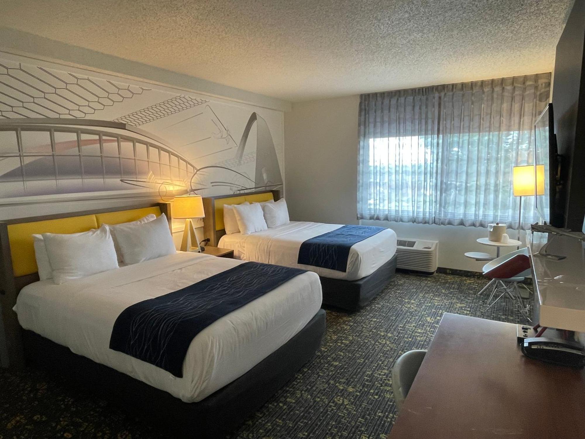 Saint Louis Airport Hotel Woodson Terrace Exteriör bild