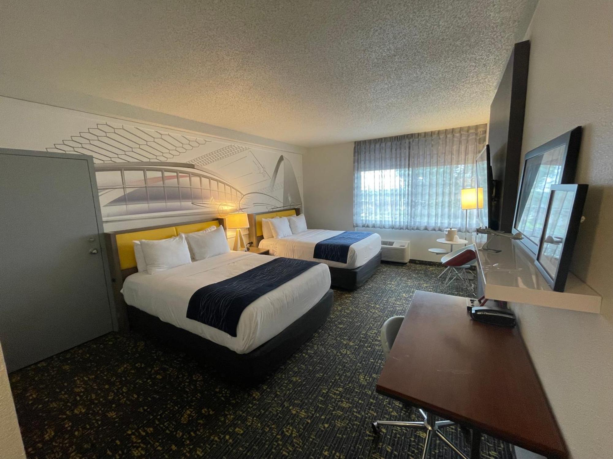 Saint Louis Airport Hotel Woodson Terrace Exteriör bild